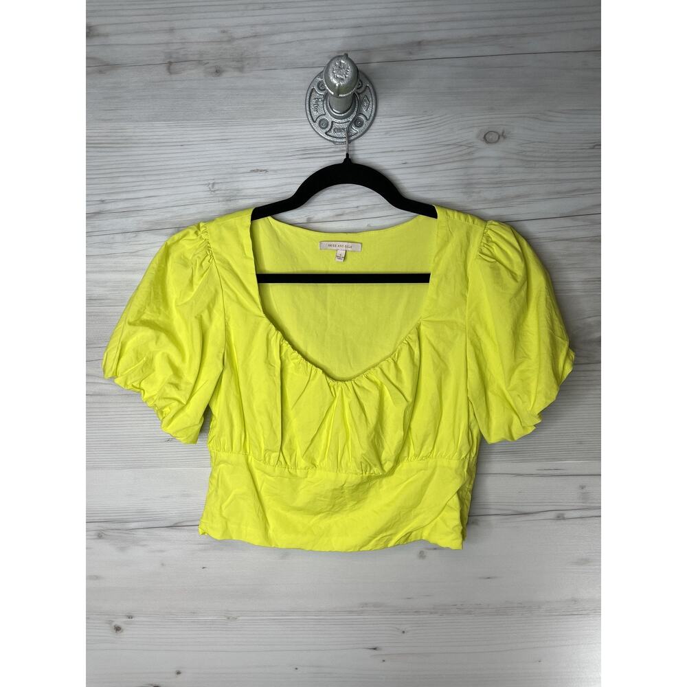 Skies Are Blue Shirt Womens Small Neon Yellow Puff Sleeve Crop Sweetheart Blouse